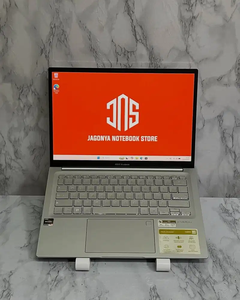 Asus Vivobook 14X M1403QA Ryzen 5 5600H RAM 8GB SSD 512GB M2 NVMe