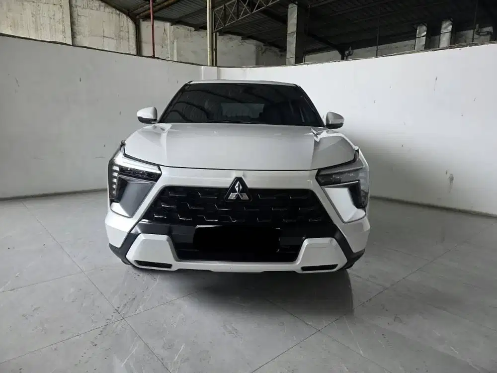 Low km 14rban Mitsubishi Xforce Ultimate AT ( Matic ) 2024 Putih