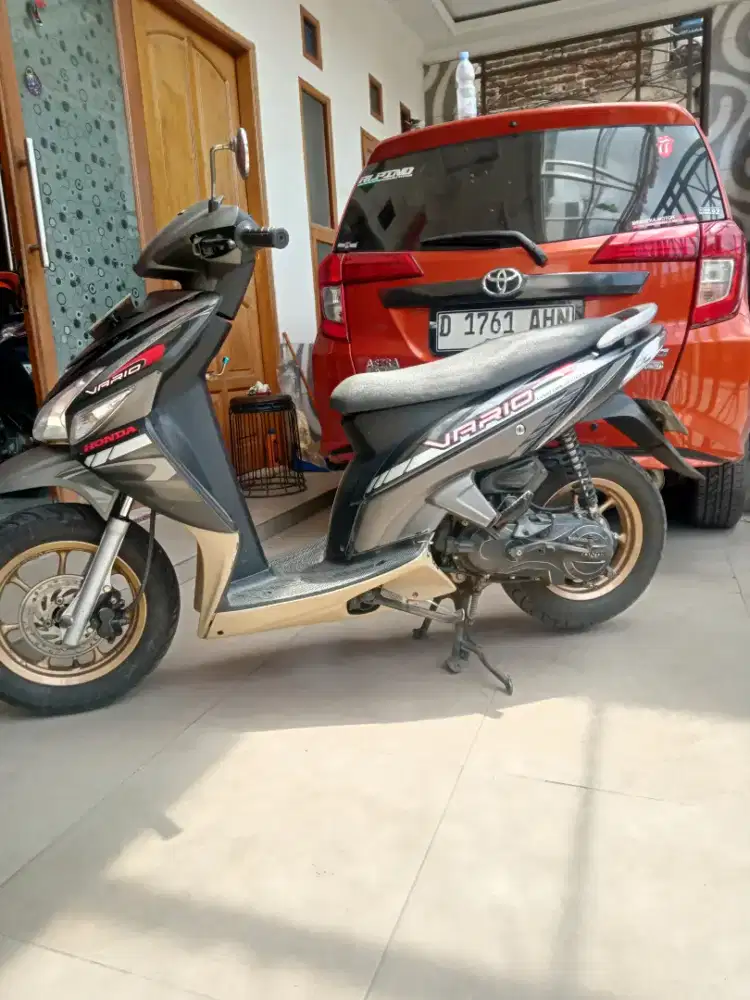 Vario 2012 plat bandung