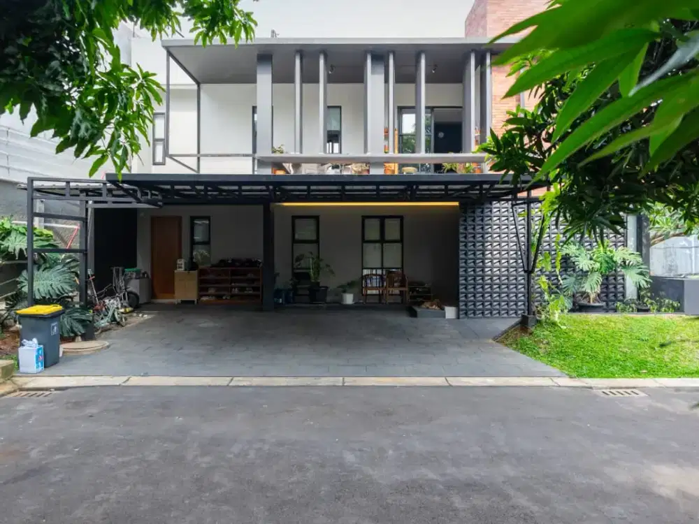 Dijual Rumah Cantik 2 Lantai Dalam Cluster Ada Swimming Pool Lokasi Strategis Dekat Bxc Mall di Emerald Bintaro Tangsel Gb-18042
