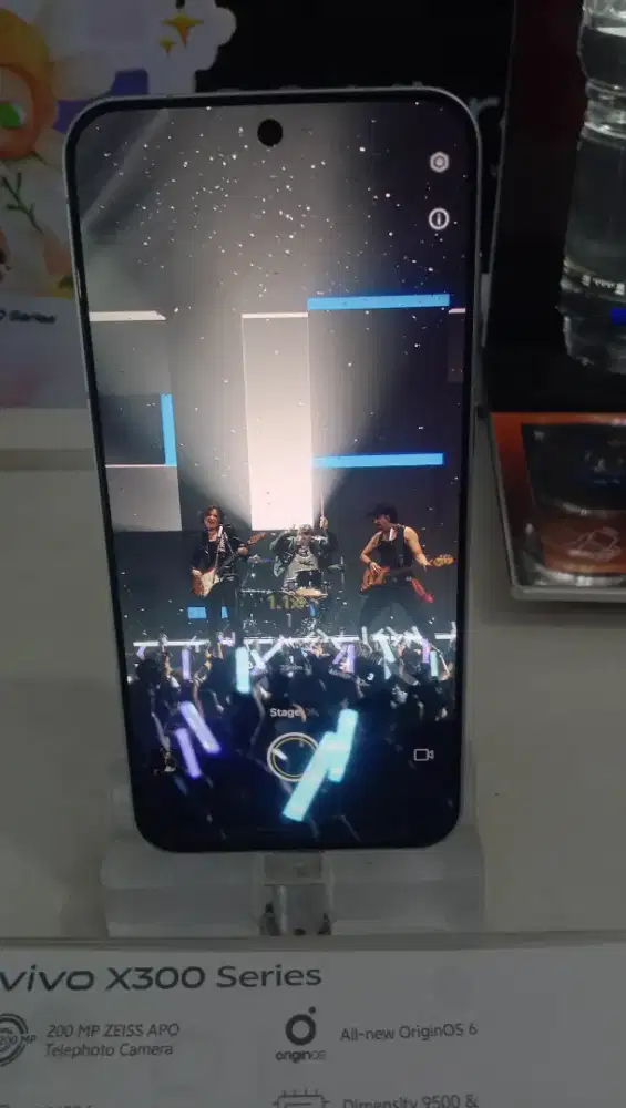 Vivo X300 Series 12 256GB