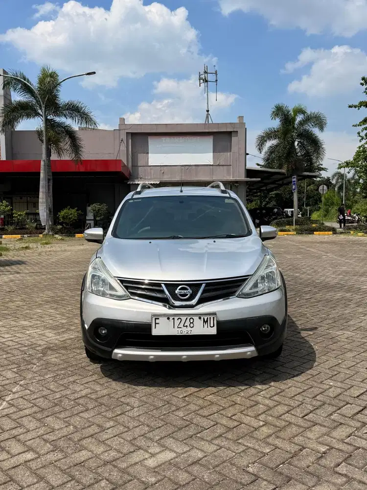 Nissan Grand livina 2013 Bensin