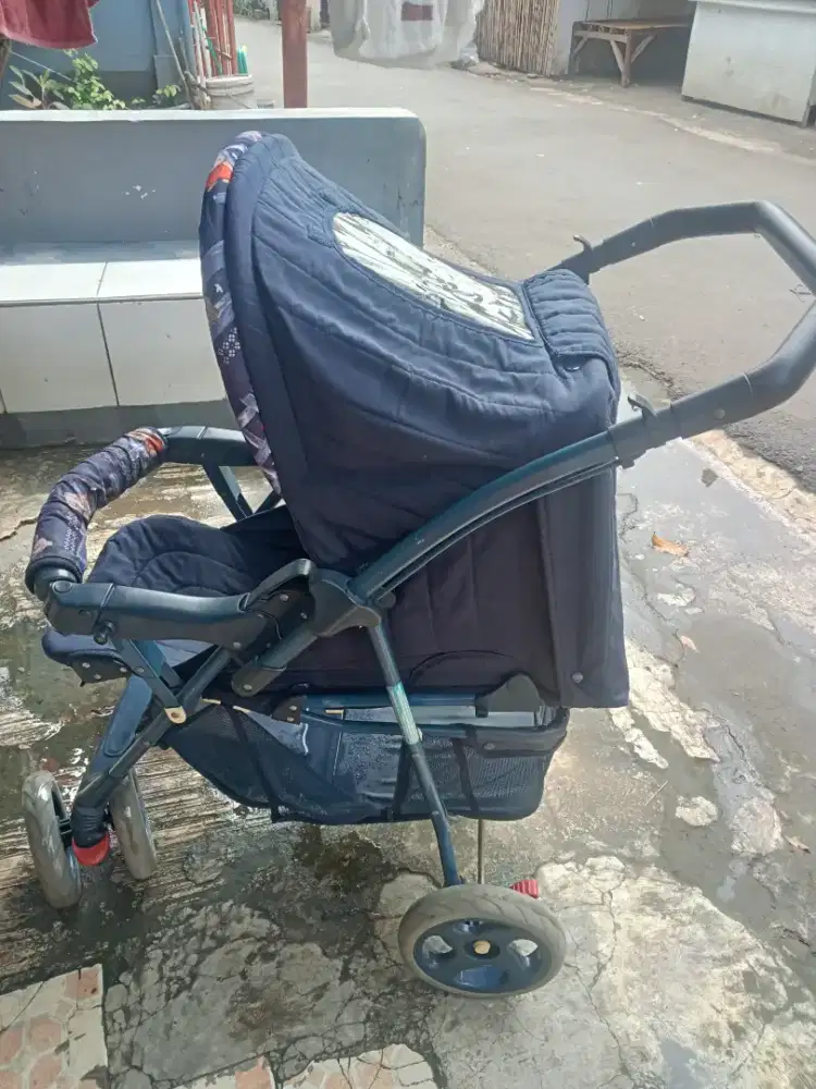 Jual stroller bekas masih bagus