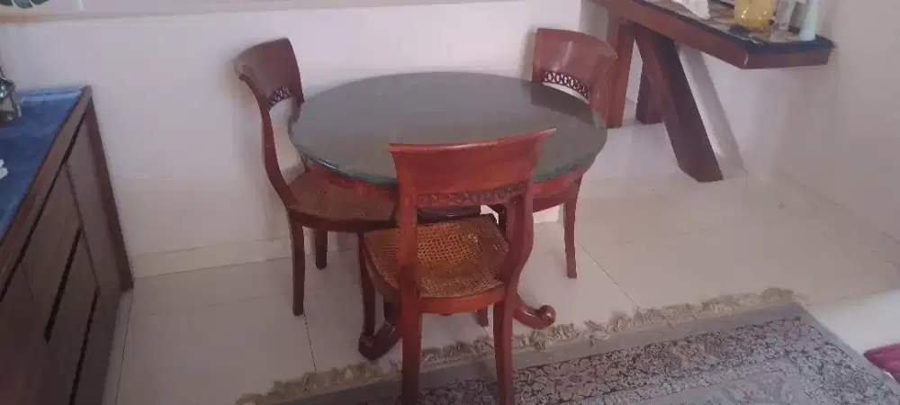 Meja makan marmer kursi jati