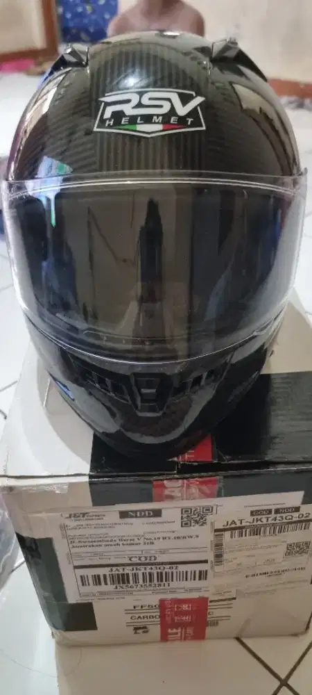 Helm RSV ff 500 karbon