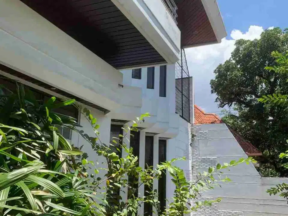 JALAN HALIMUN AREA SAWAHAN ‼️Rumah Lama 2 Lantai Layak Huni Surabaya Pusat