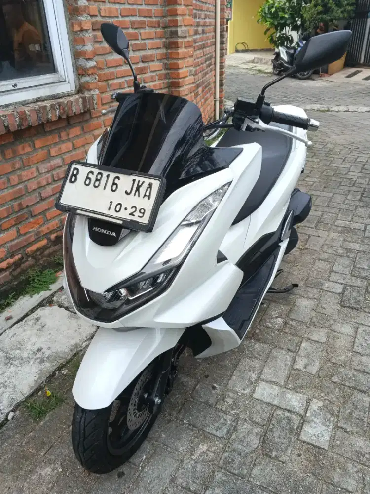 Honda PCX CBS 160 2024 Km Low Mulus Pajak On Panjang