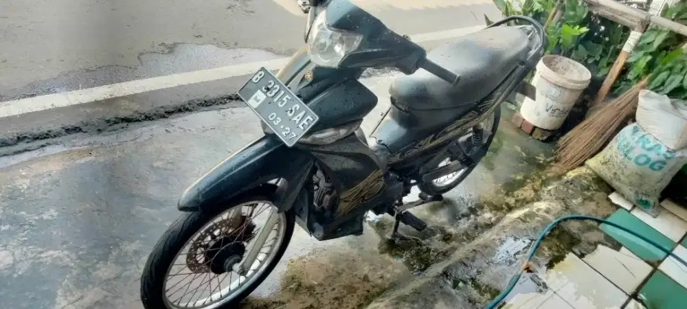 Jual Yamaha vegazr lengkap BPKB stnk ada