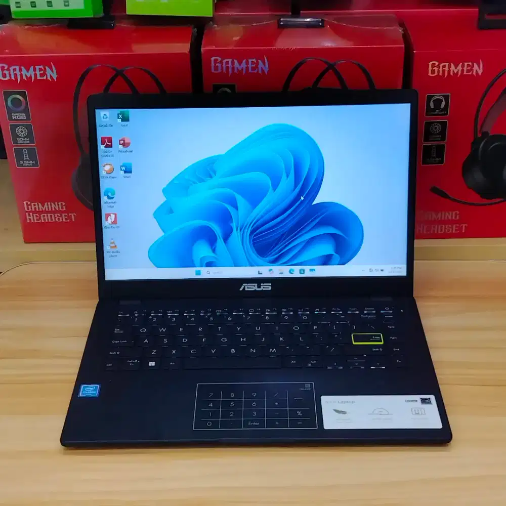 Asus Vivobook L410M Intel N4020 RAM 4GB eMMC/SSD 256 GB  Slim Mulus
