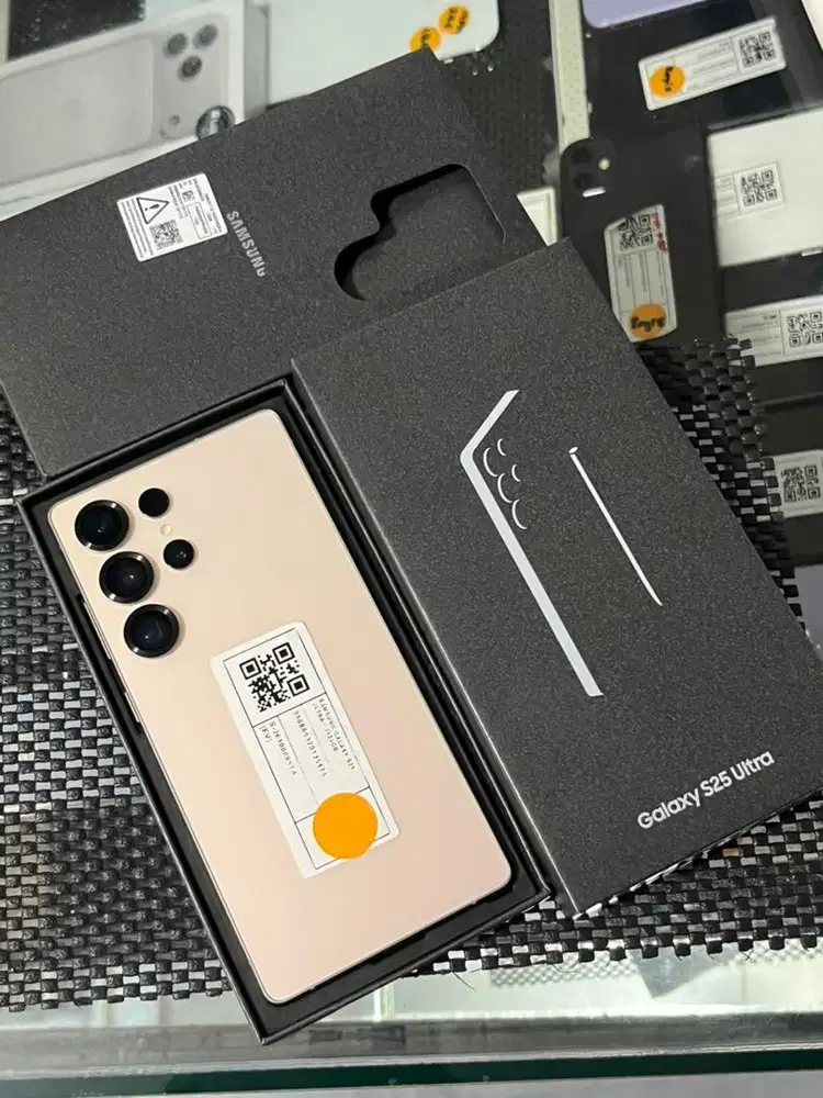 Samsung S25 Ultra 12/1TB SEIN