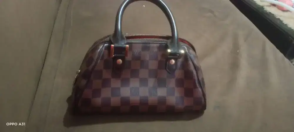 Tas LV Wanita Bekas Asli
