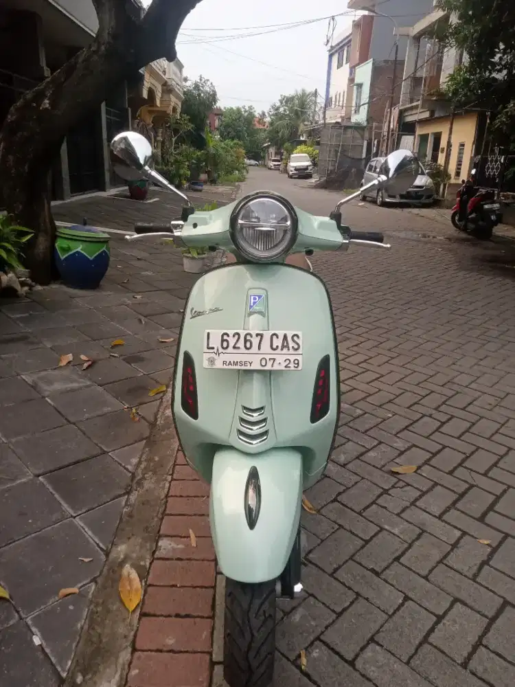 Dijual Vespa Primavera ABS pemakaian pribadi