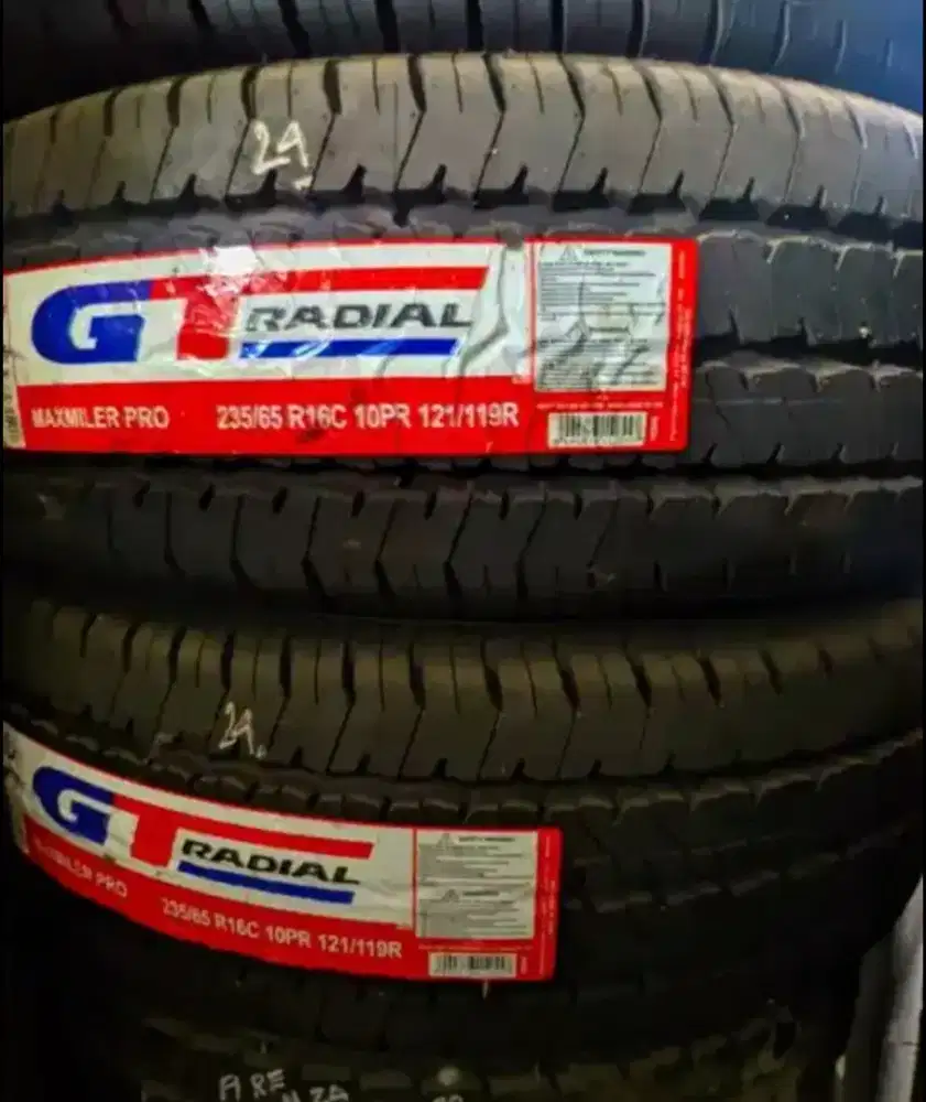 Ban hiace premio gt maxmiller 235 65 16