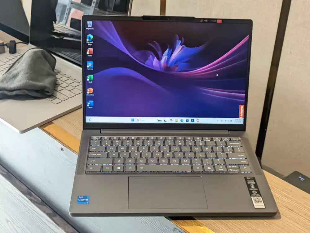Laptop Lenovo Ideapad Slim 3i i5 13420H Ram 16 GB SSD 512 GB Like new