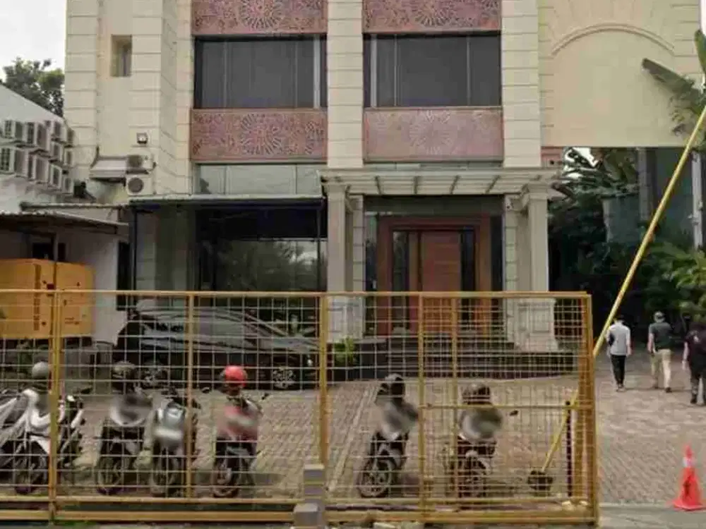 Disewakan Gedung 1.5 lt Kemang