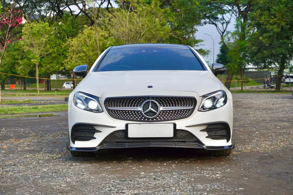 Mercedes E300 Coupè 
AMG C238 2018