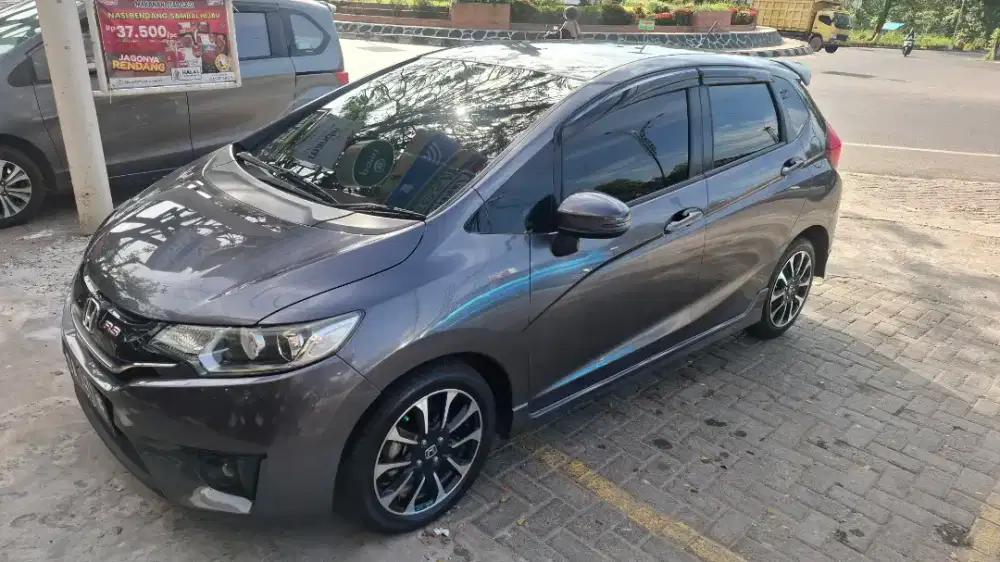 HONDA JAZZ RS CVT TAHUN 2017