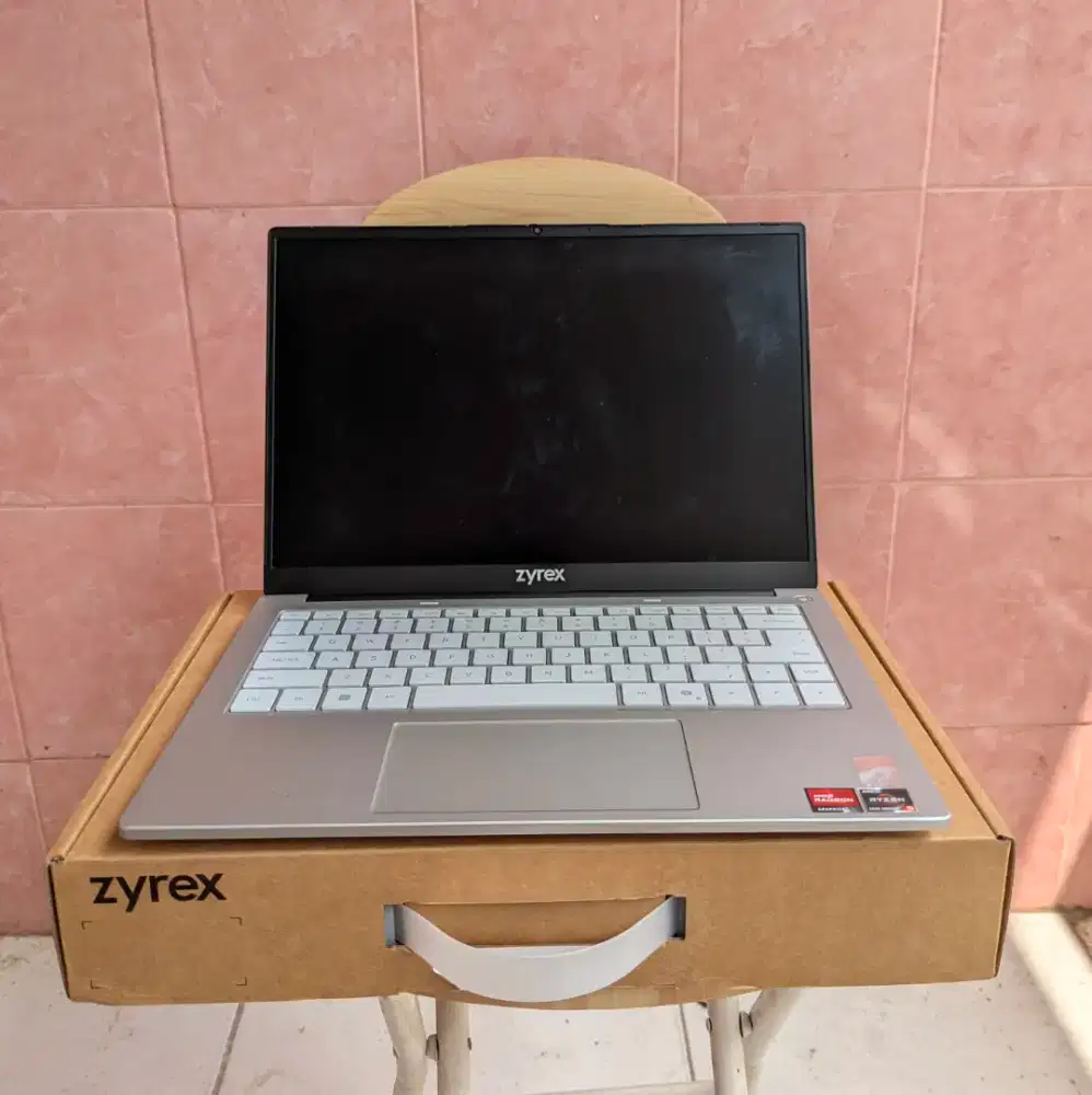 LAPTOP ZYREX D-TECH PRO V2 RYZEN 5 660OH 16GB 512GB