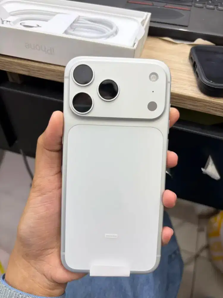 Iphone 17 pro max 256 ibox