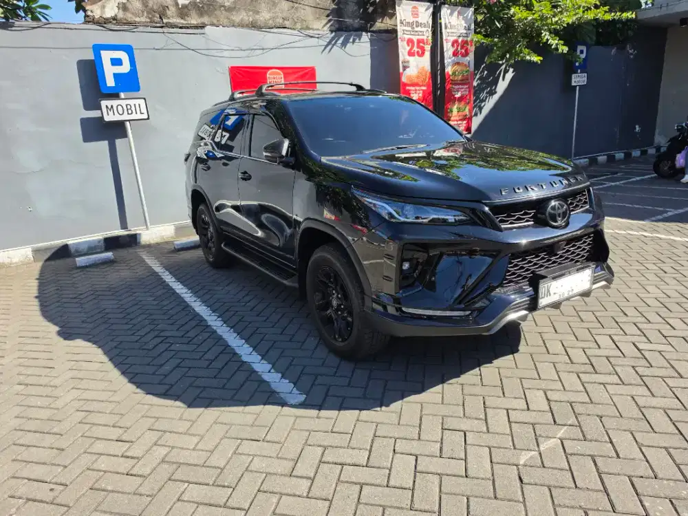 Fortuner 2.8 VRZ TSS GR Aero Package 4x2 Solar-AT,
