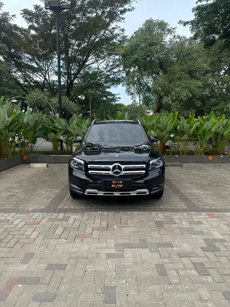 Mercedes Benz GLB200 Progressive Line 2023 BERGARANSI