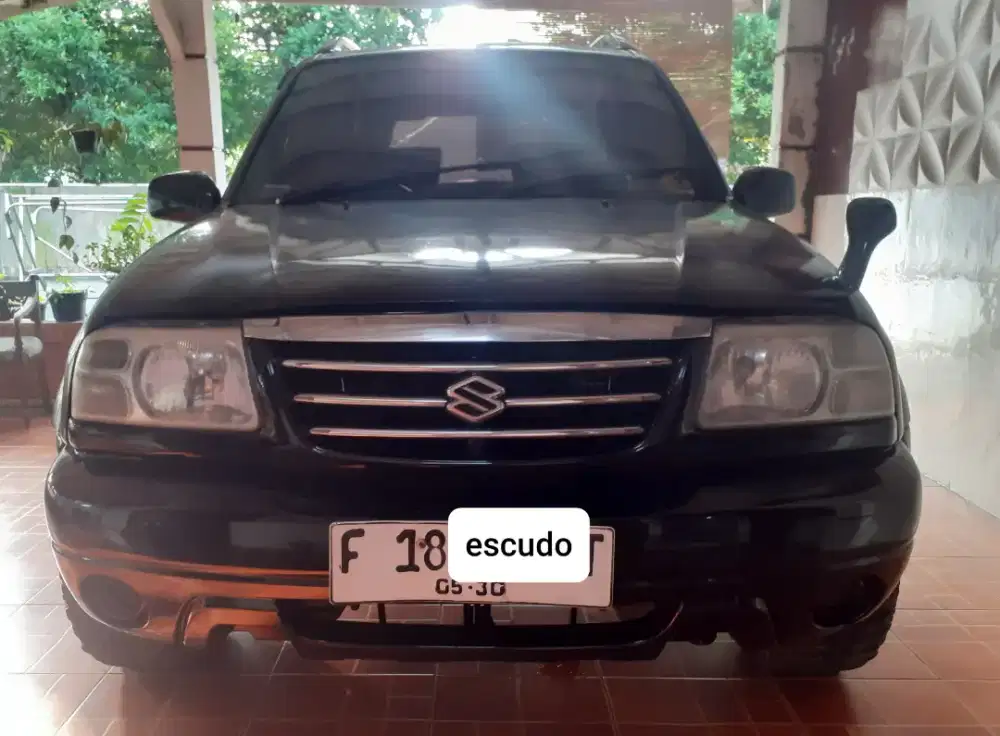 Escudo M/T . Cash termurah!