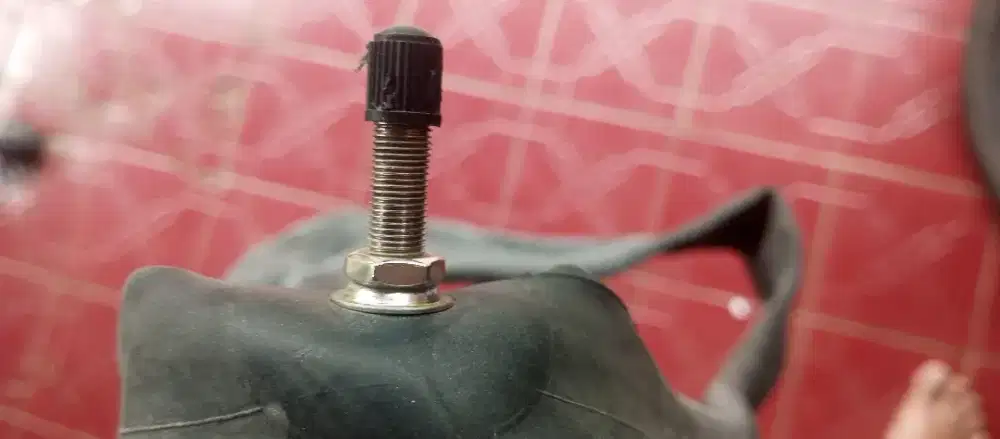 Ban dalam motor