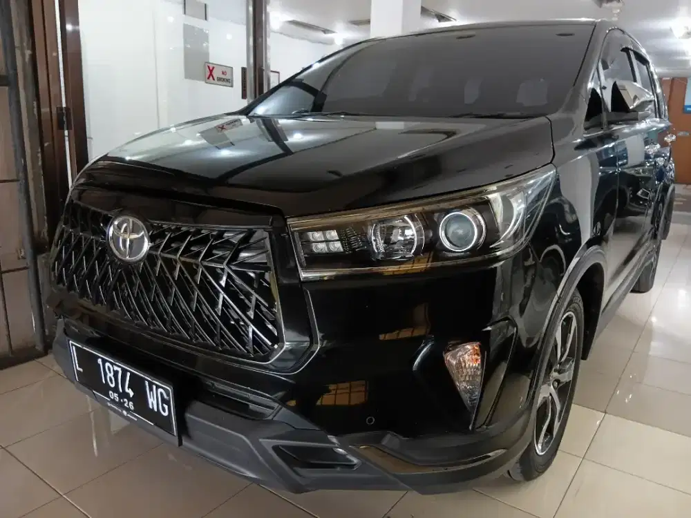 Toyota Innova Venturer Solar Automatic