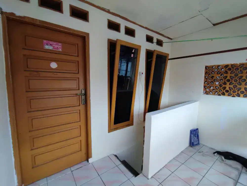 Dikontrakkan Rumah Minimalis FREE WIFI Lokasi Strategis