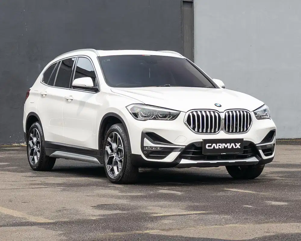 BMW X1 2021 Panoramic