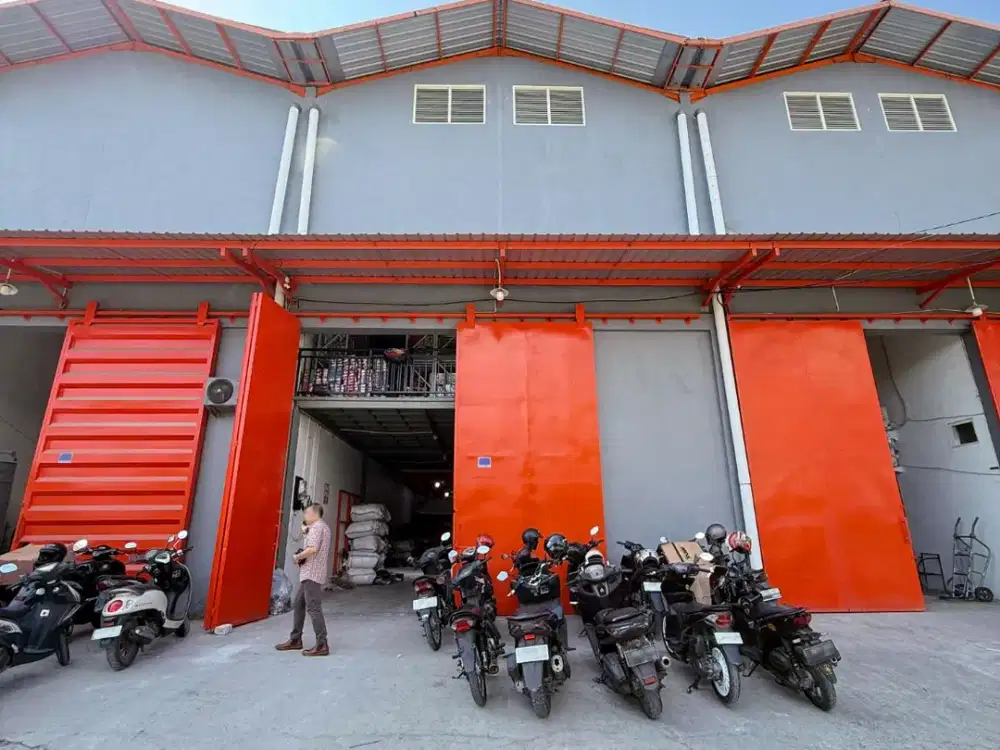 Disewakan Murah Gudang 3 Lt Terawat MERR Dekat Kenjeran