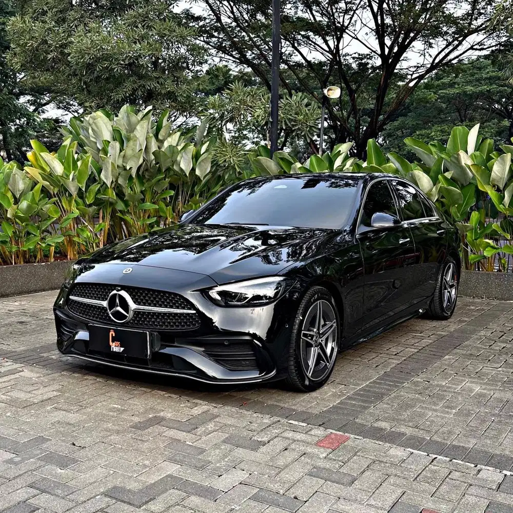 LOW ODO! Mercedes Benz C300 AMG 2023 line 2024 bergaransi w206 c 300