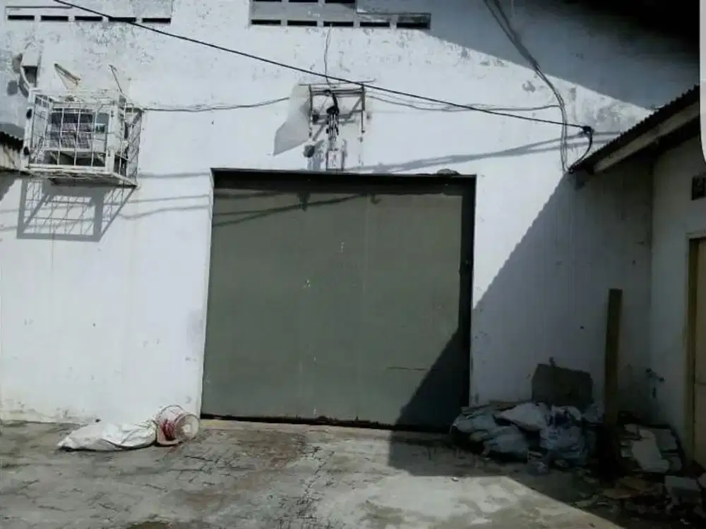 Disewakan Gudang Kamal