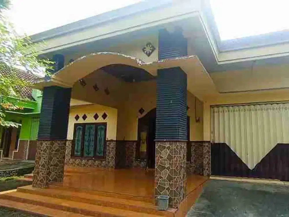 jual murah rumah harga di bawah pasar dekat pasar kepung Kediri