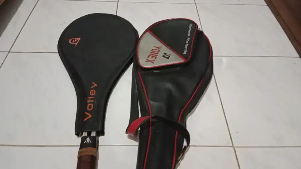 Raket bulu tangkis