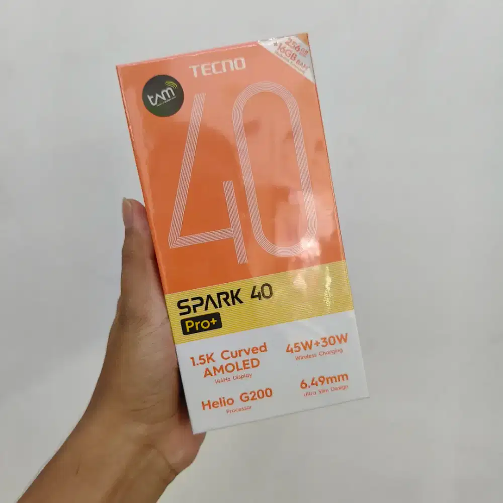 Spark 40pro 8/256 segel