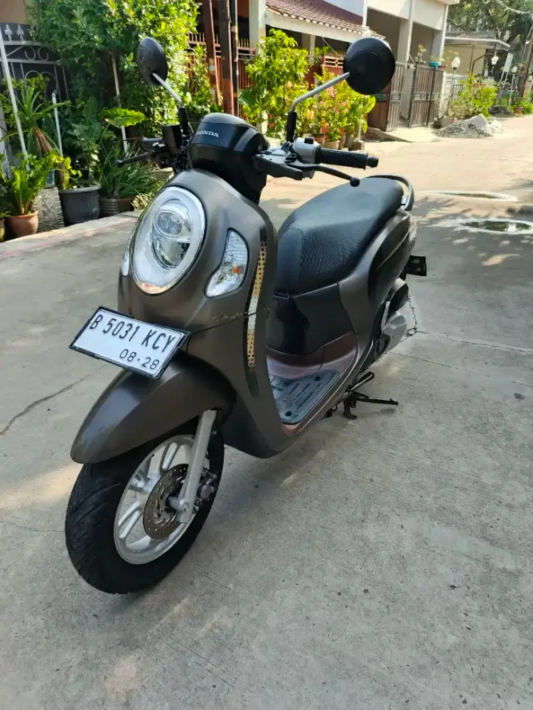 NEW HONDA SCOOPY STYLISH BROWN CBS ISS SMARTKEY 2023 (GRESS)