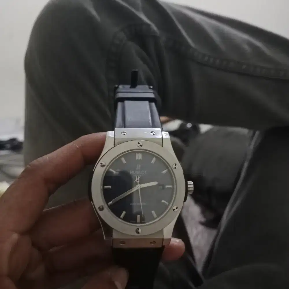 Jam tangan hublot geneve