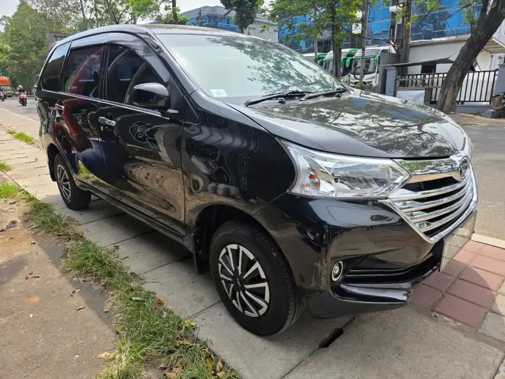 XENIA M DLX MANUAL 2016