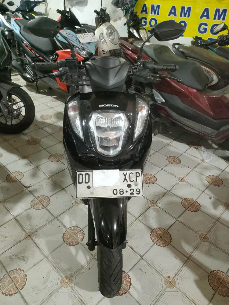 Honda Genio 2024 hitam