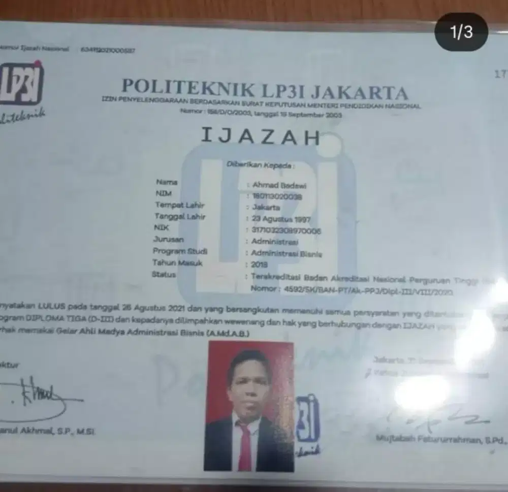Butuh Lowongaan Kerja