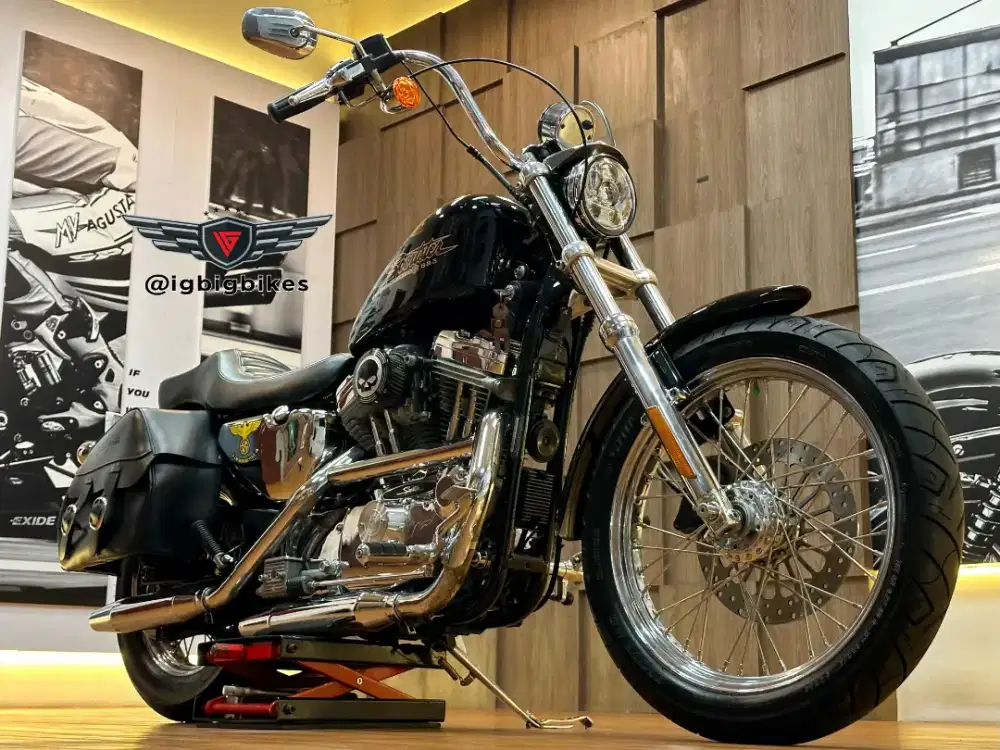 Harley Sportster 883