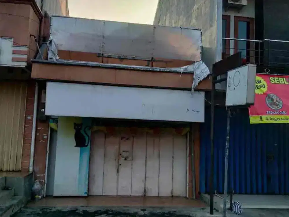 Dijual ruko komersial di dekat pasar Ambarawa kabupaten Semarang