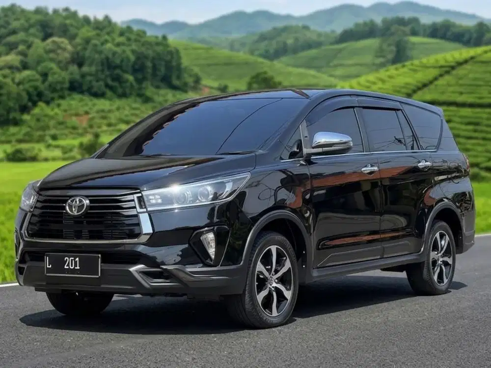 Toyota Innova Reborn Venturer dsl At 2021 km +/-120.000