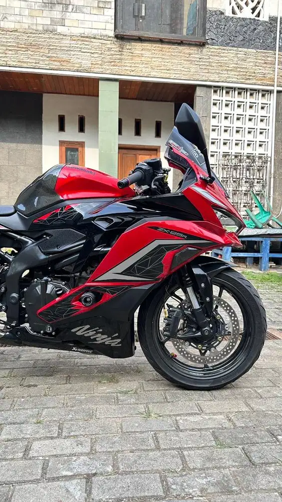 ZX25R ABS QS PERSIMMON RED ( warna langka) MULUS ISTIMEWA! ZX Ninja