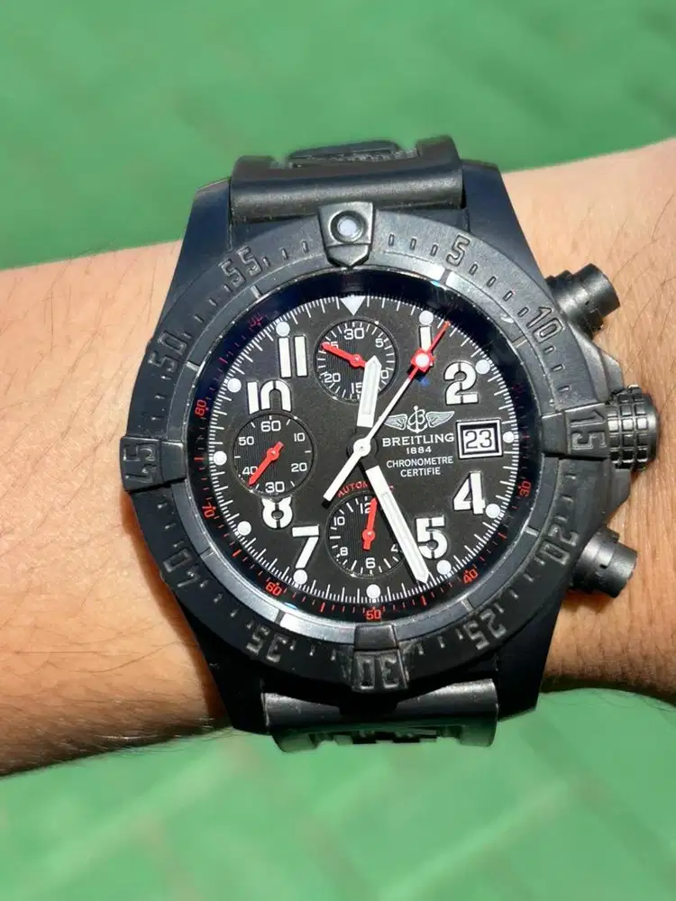 Breitling avenger skyland limited edition 2000 Pcs Original 100%