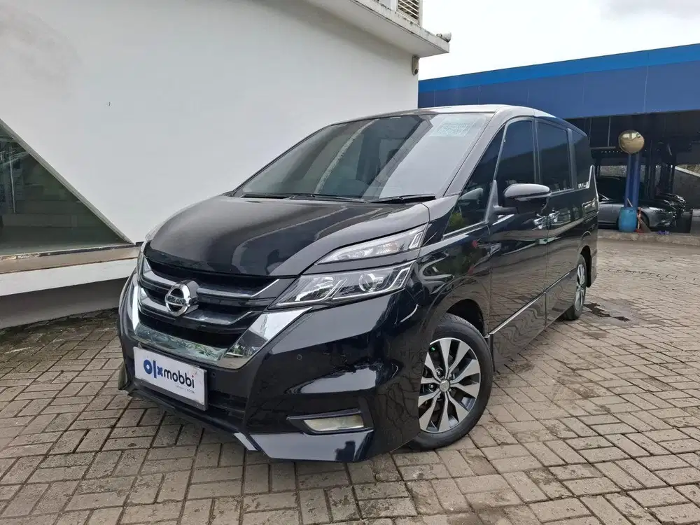 KM Low Pajak Hidup Nissan Serena 2023 HKK