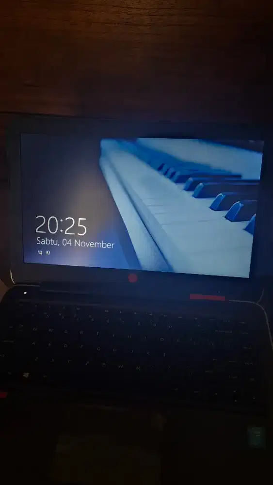 HP Pavilion 13 Core i5 Slim, Tangan Pertama, Bonus Tas Laptop Ori