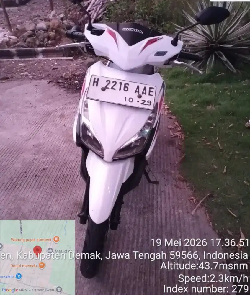 Vario fi putih 110 2014