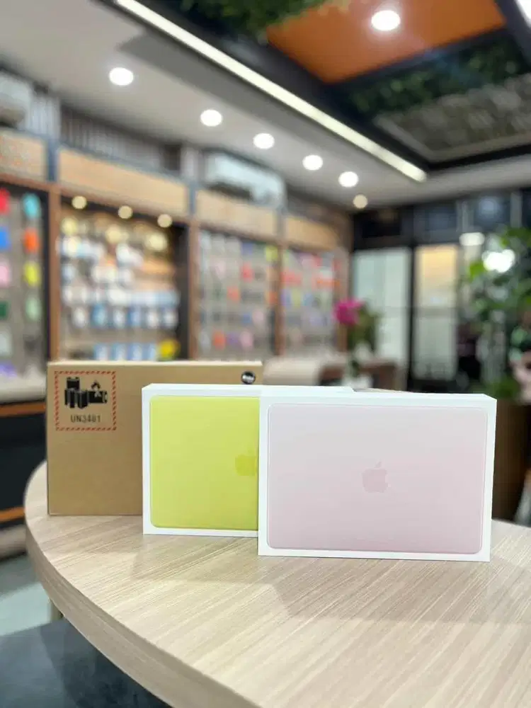 MACBOOK NEO BRANDNEW